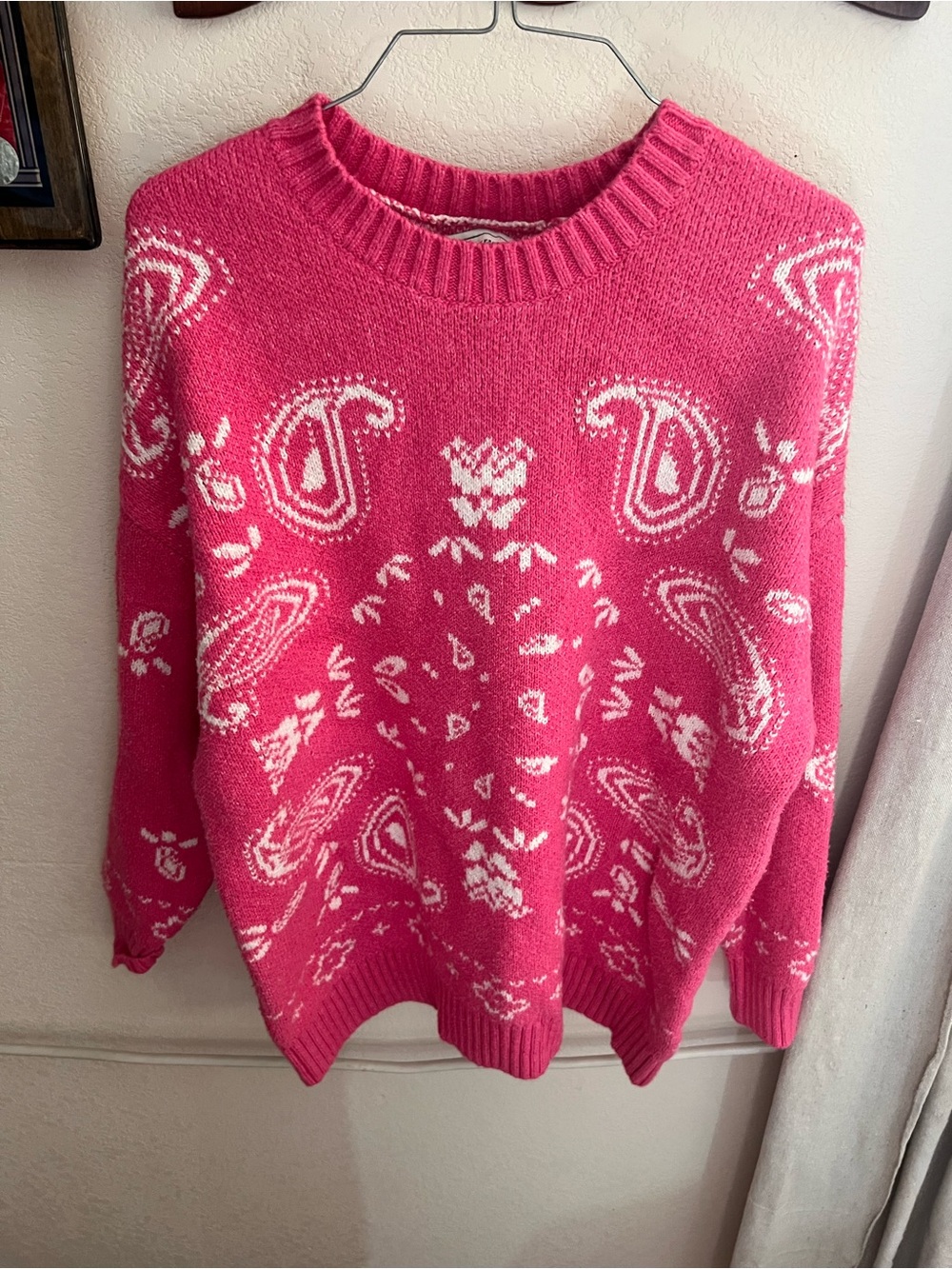 American Eagle Outfitters Pink Paisley Crewneck Sweater